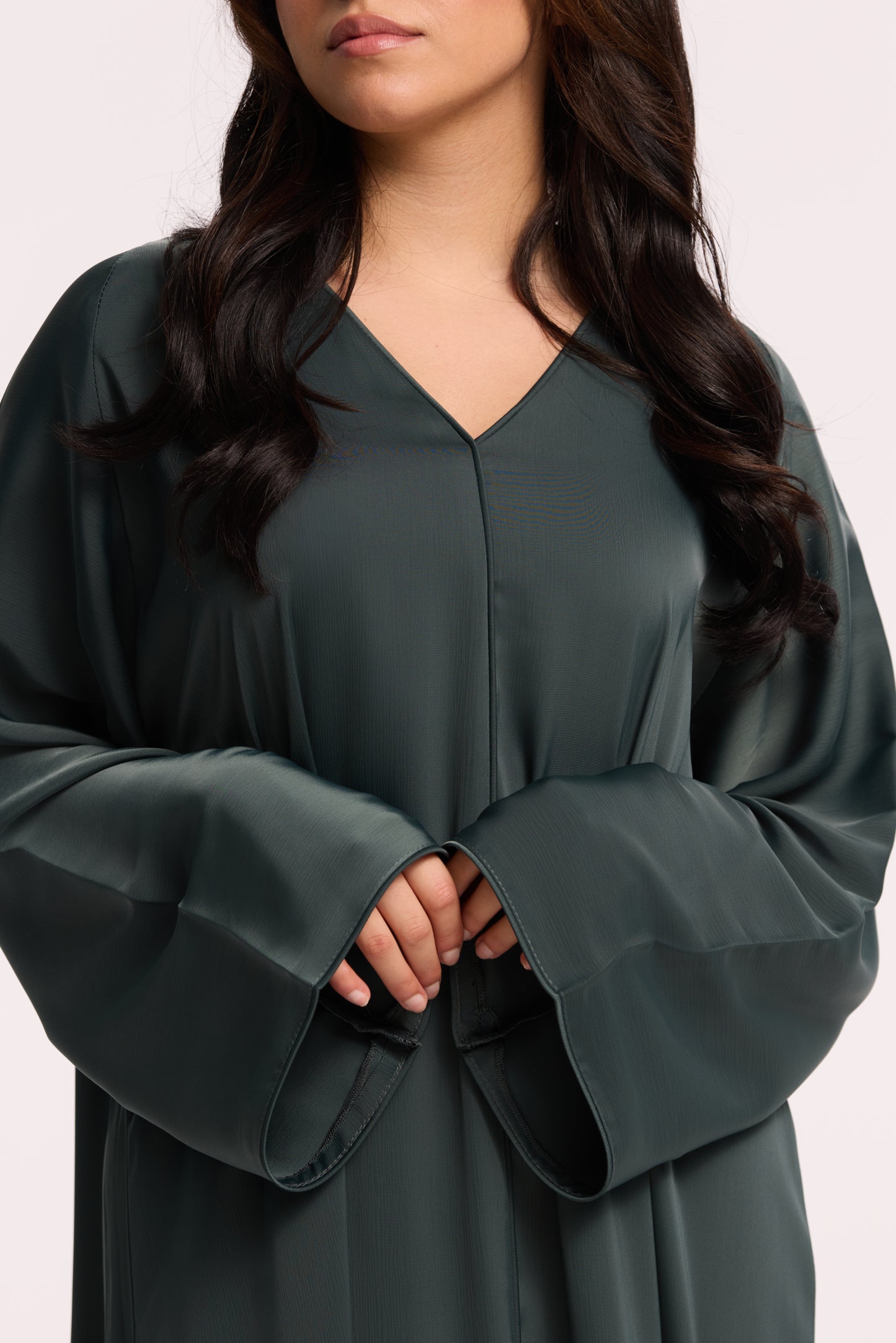 LD SATIN ESSENTIAL ABAYA - GREEN