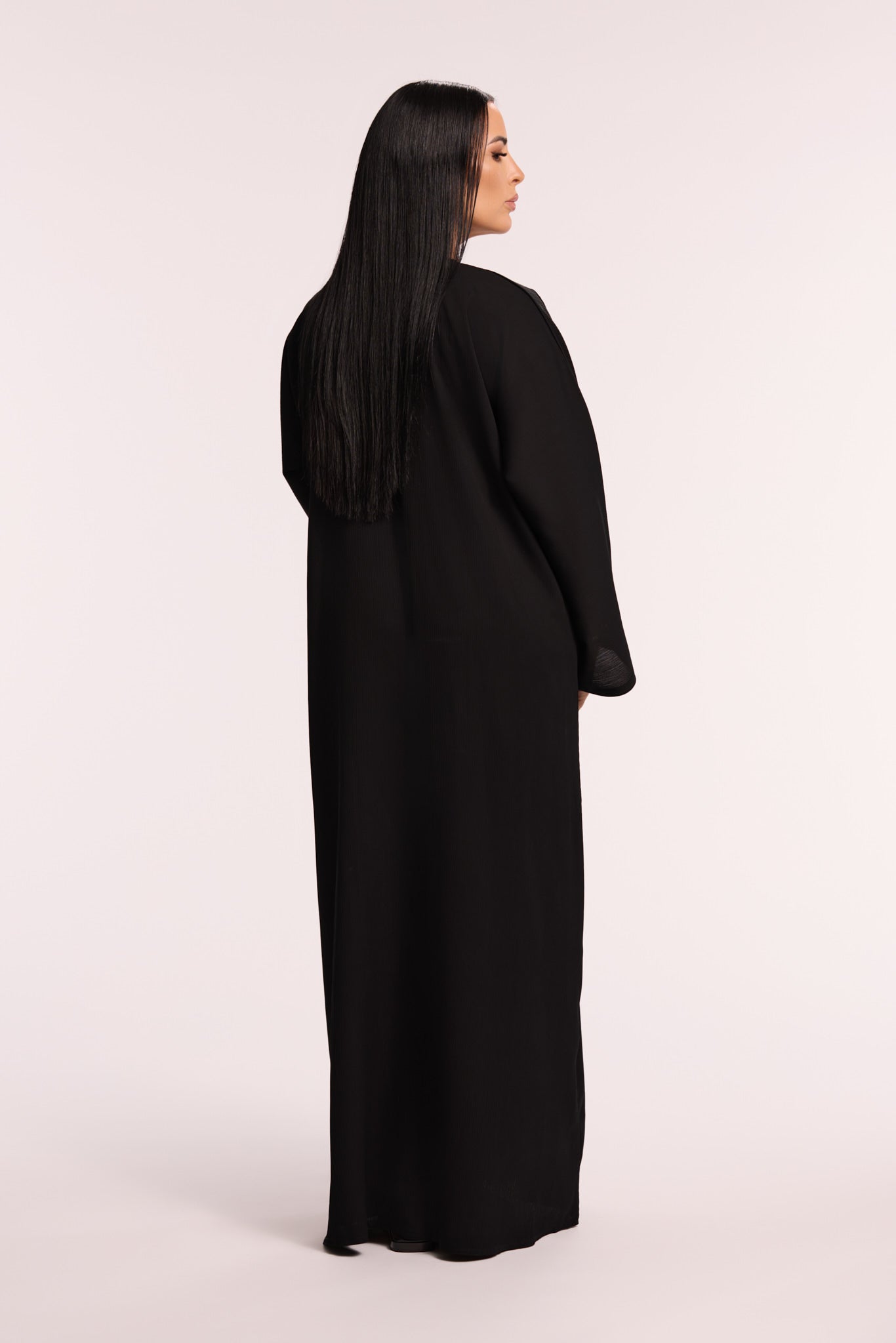 LD ESSENTIAL ABAYA - BLACK