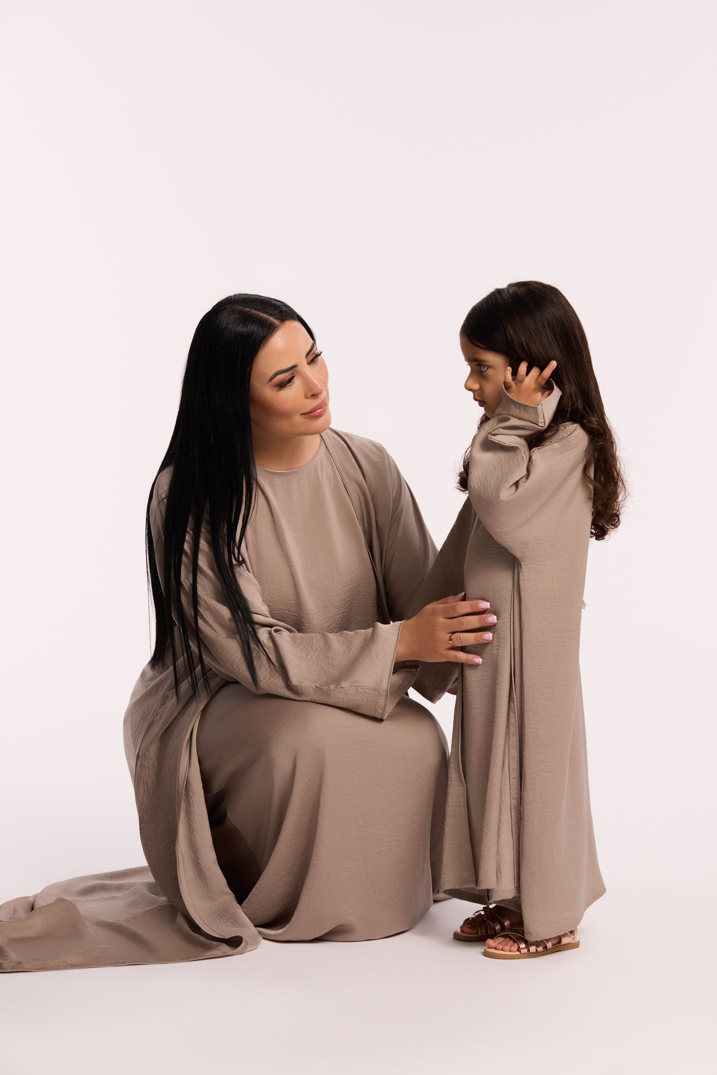 LD LIQUID KIDS ABAYA 2-PIECE SET